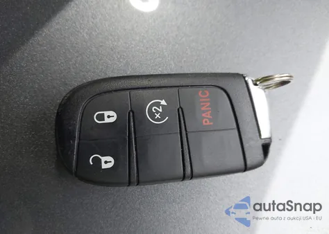 2018 Jeep Compass Latitude 4X4 из США, поврежденный, VIN 3C4NJDBB4JT484221